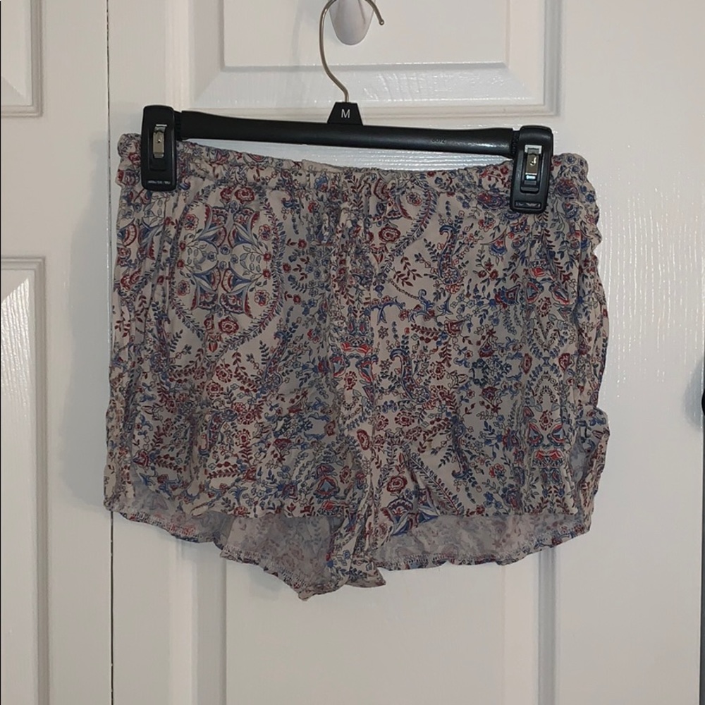 Floral flowy shorts